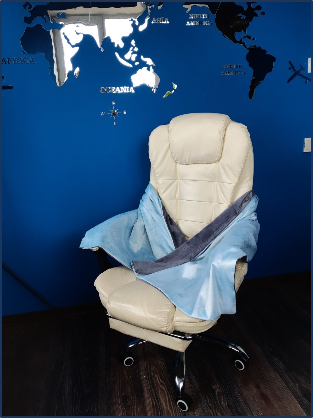 палантин атлас роспись холодный батик